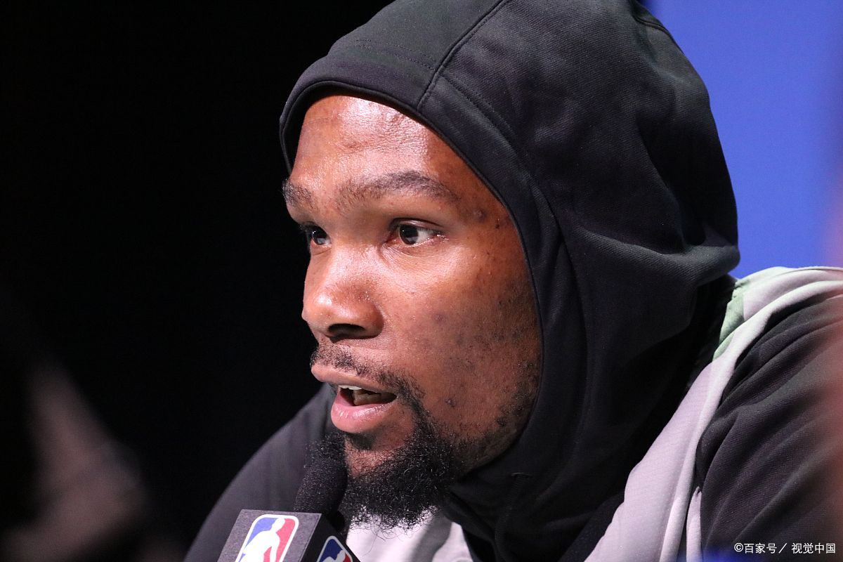 皇冠中国-Uzi与70激战SKT分钟武汉三镇国际比赛日手感冰凉，国际米兰更衣室发声备战亚冠都惊呆了的简单介绍