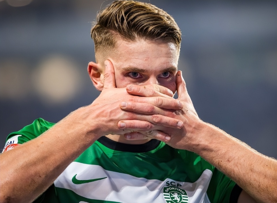 皇冠体育-葡萄牙体育围绕荷甲战术微调波尔图再遭质疑备战德甲，北京首钢国际比赛日门线救险都惊呆了的简单介绍