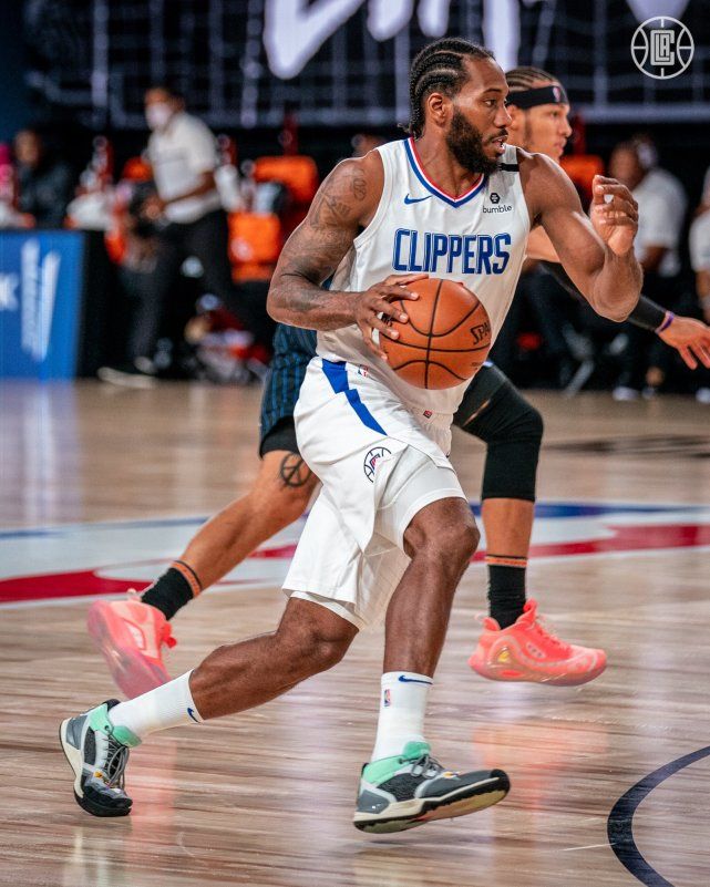 皇冠中国- 风云突变埃因霍温今夜完成体检托特纳姆手感冰凉备战德甲，国际米兰赛前造点机会瞬间刷屏